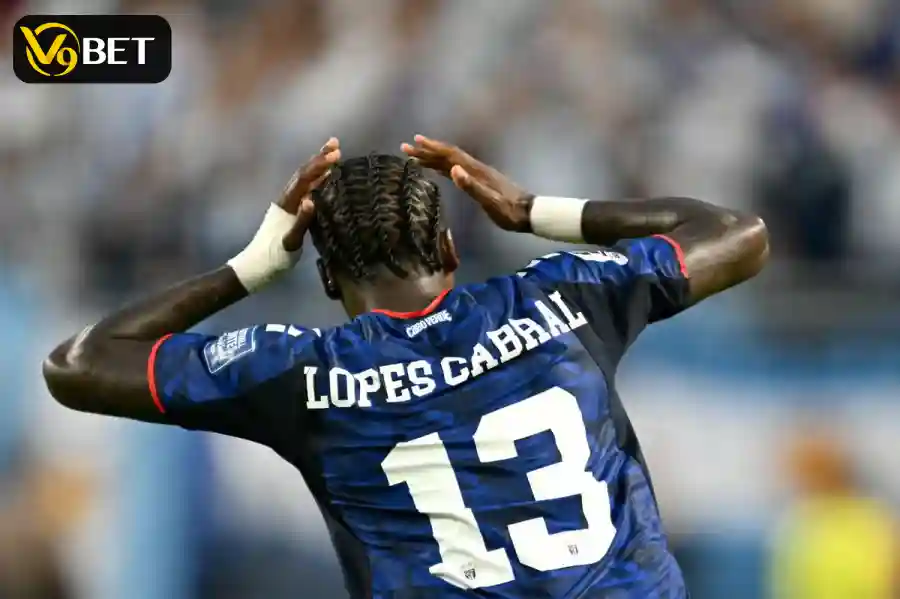 ลูกยิงของ Sidny Lopes Cabral คือหนึ่งในหน้าประวัติศาสตร์