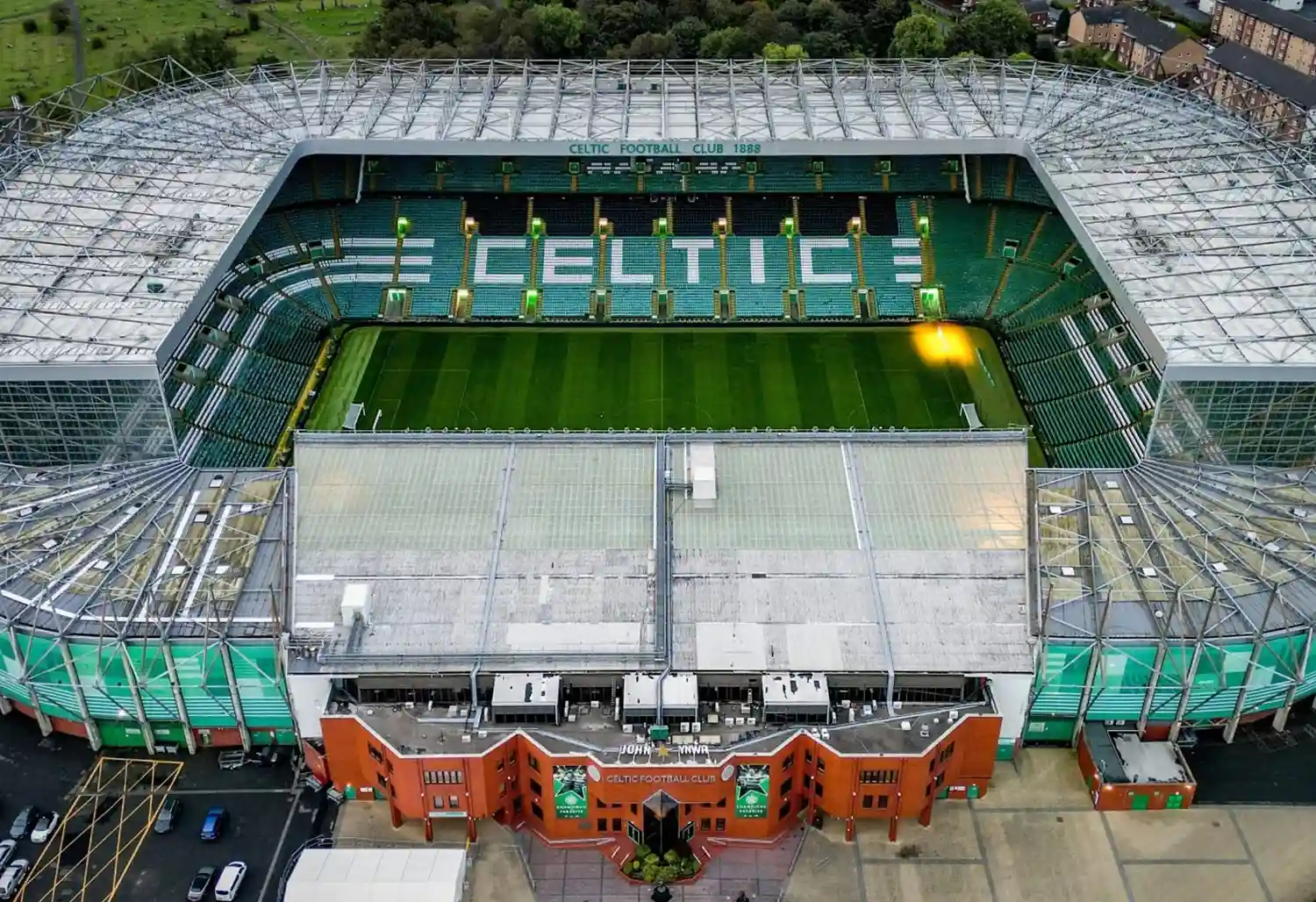 Sân vận động Celtic Park ồn ào nhất Châu Âu